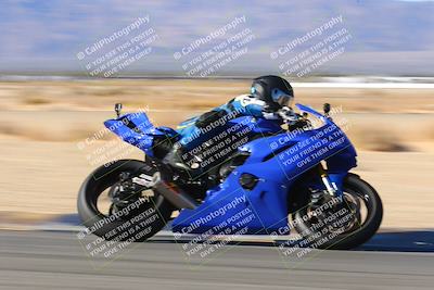 media/Jan-09-2022-SoCal Trackdays (Sun) [[2b1fec8404]]/Turn 8 (1045am)/